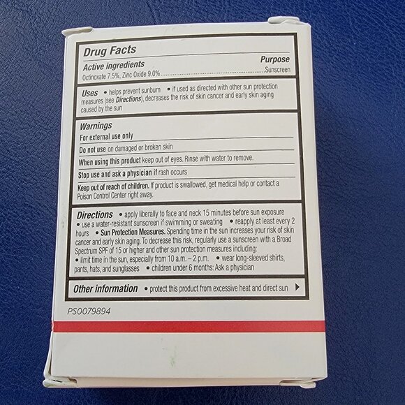 EltaMD UV Clear Broad Spectrum SPF 46 Face Sunscreen Exp 2028 NO Tint - Picture 3 of 8